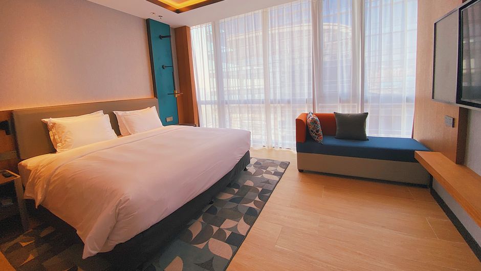 Holiday Inn Express Jining Cultural Cntr Suite