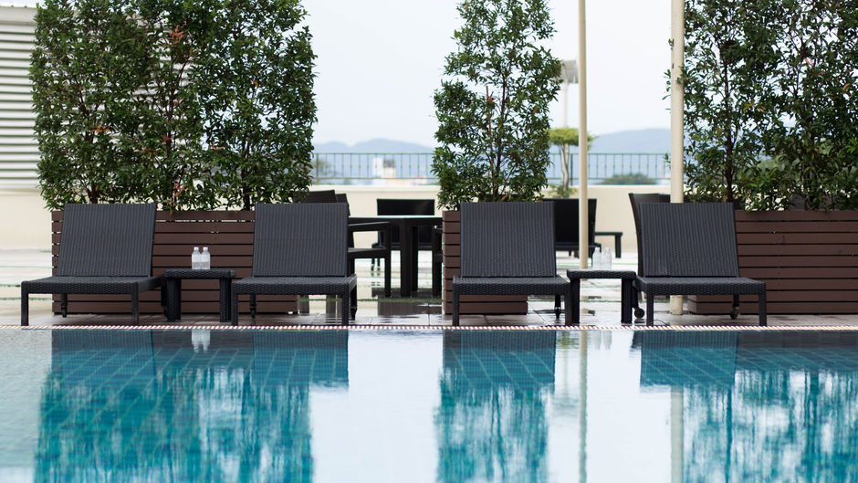 Centara Riverside Hotel Chiang Mai Pool