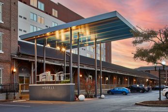 aloft Wilmington at Coastline Center