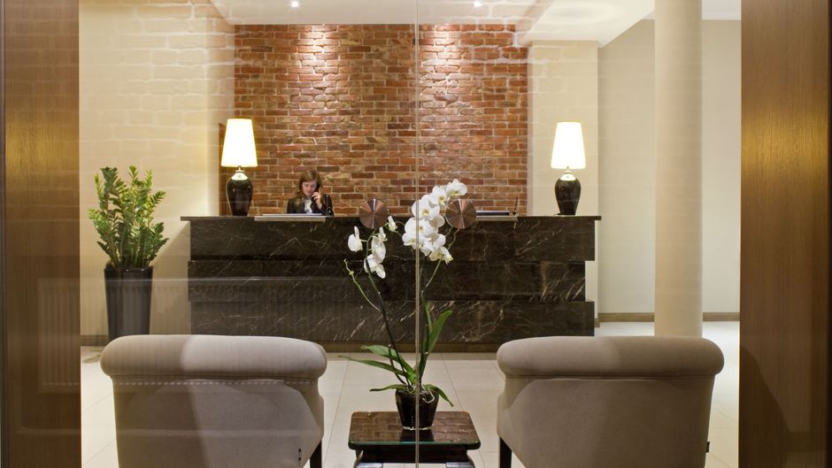 Metropolitan Boutique Hotel Lobby