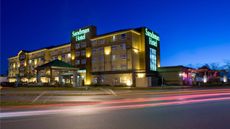 Sandman Hotel Vancouver Airport