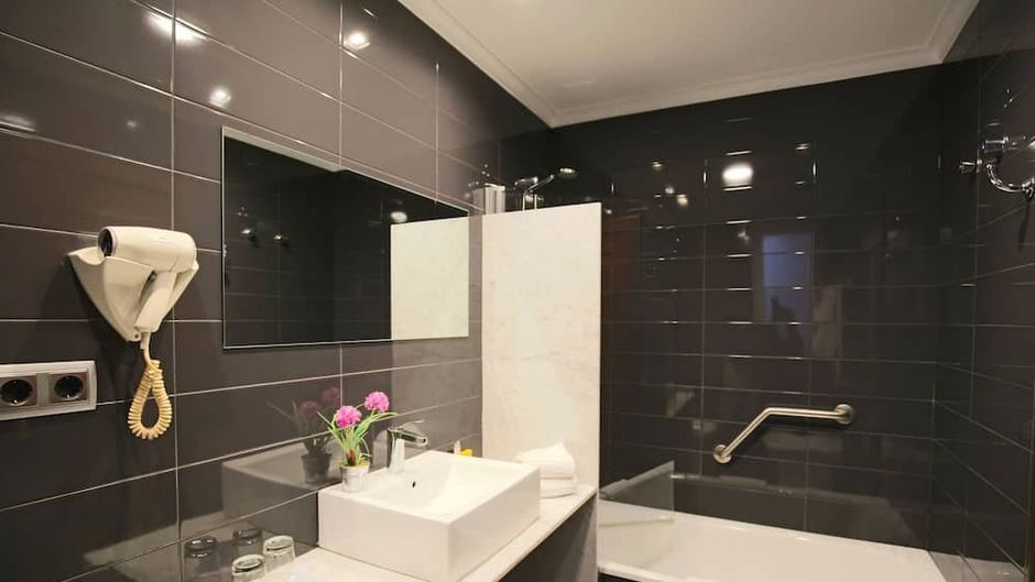 Gran Hotel Espana Atiram Room