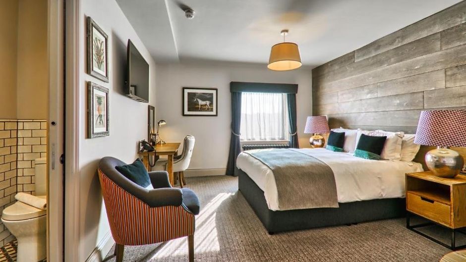 Wellington Arms Hotel Room