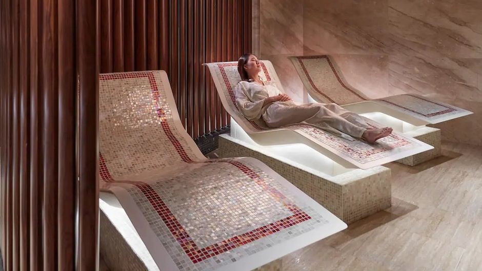 Mandarin Oriental, Hong Kong Recreation