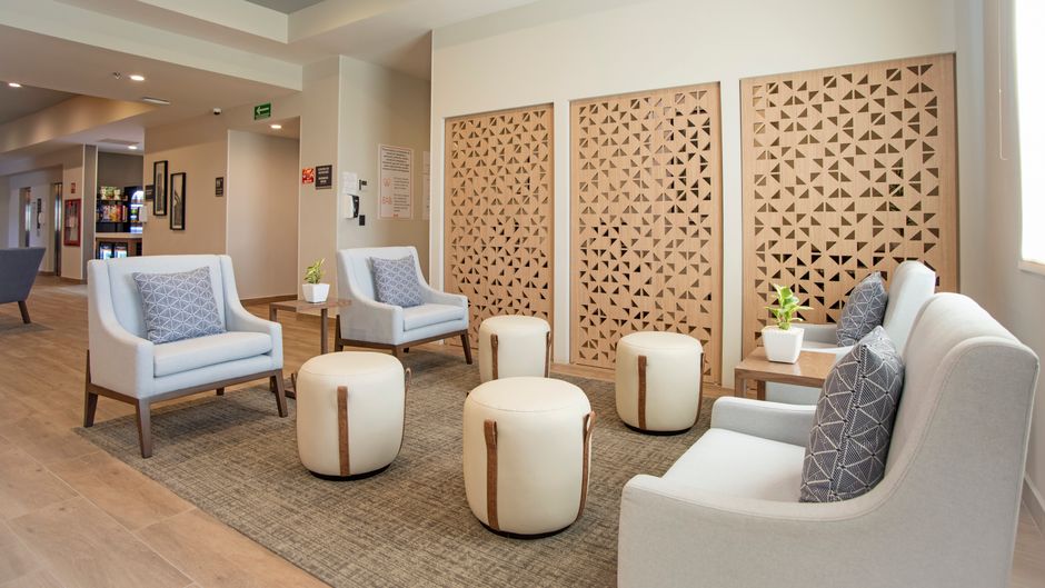 Candlewood Suites Guadalajara Galerias Lobby