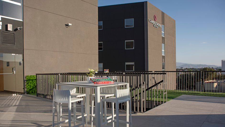 Candlewood Suites Guadalajara Galerias Exterior