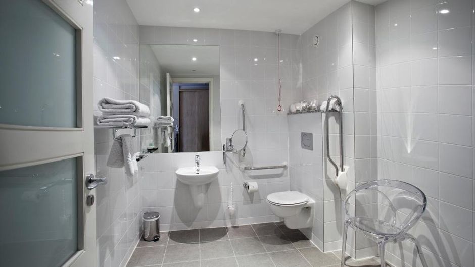 Pembroke Hotel Kilkenny Room