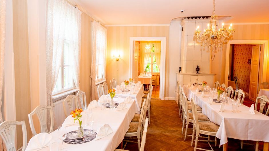 Krapi Hotel Restaurant