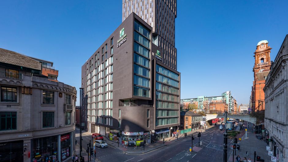 Holiday Inn Express Manchester City Ctr Exterior