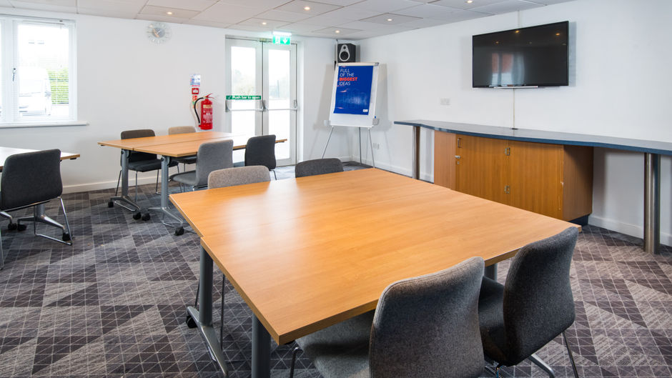 Holiday Inn Express Manchester East Meeting