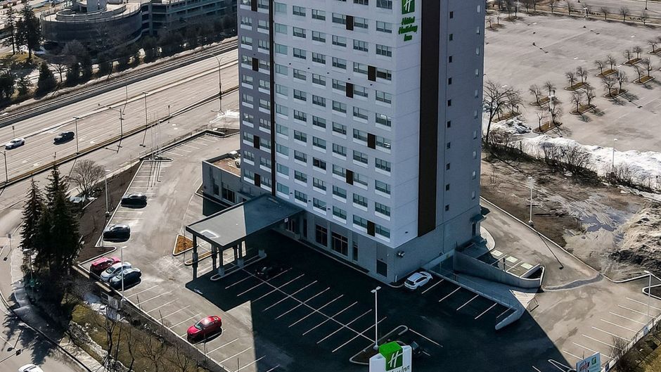 Holiday Inn Gatineau Ottawa Exterior