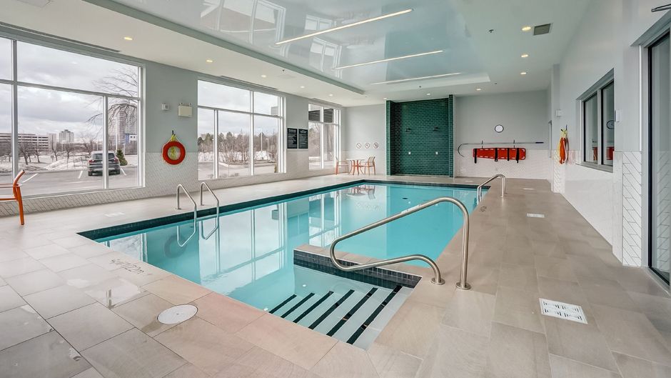Holiday Inn Gatineau Ottawa Pool