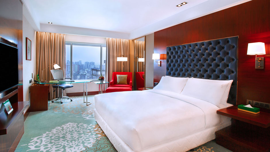 Holiday Inn Dhaka City Centre Room