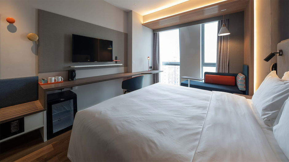 Holiday Inn Express Meishan Dongpo Room