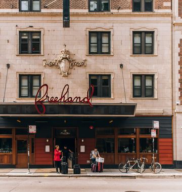 Freehand Chicago