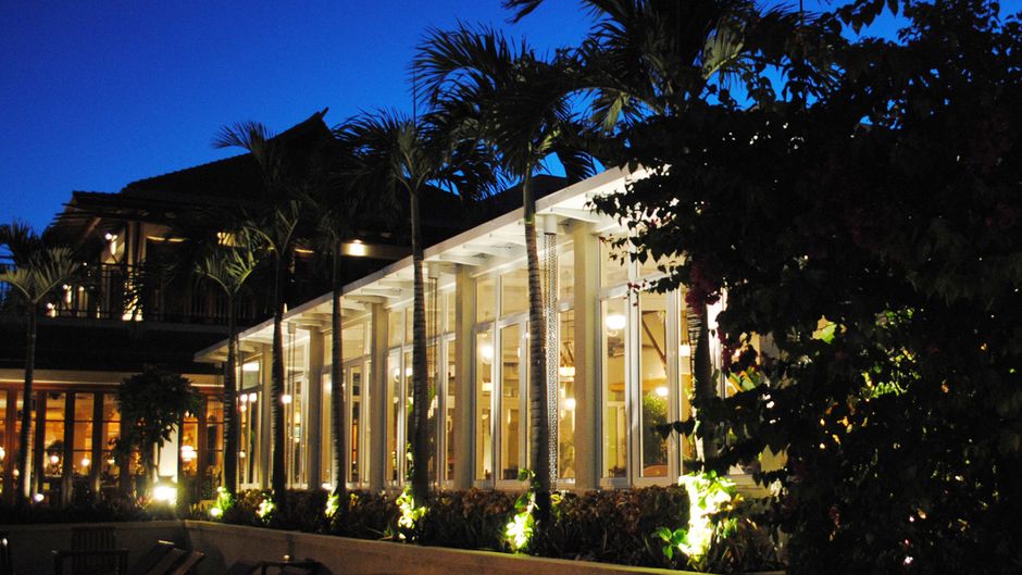 Furama Resort Da Nang Restaurant