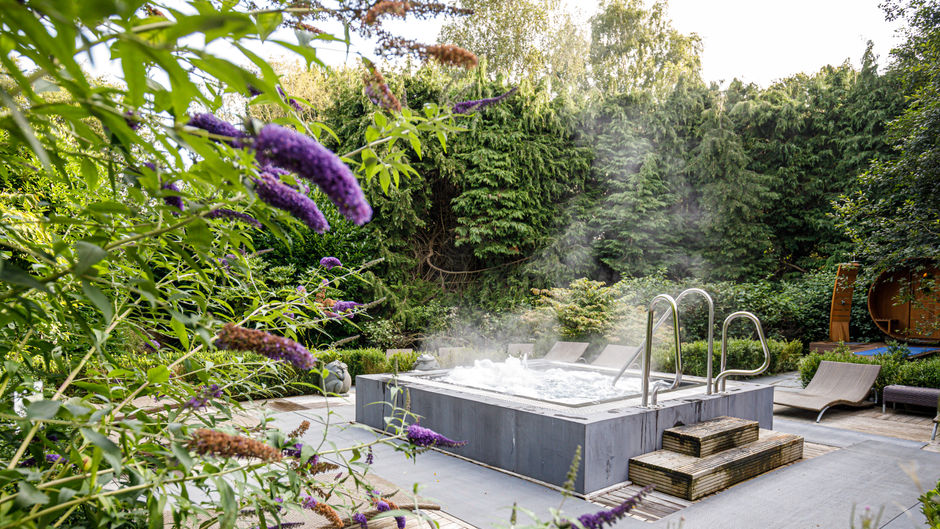 Alexander House & Utopia Spa Recreation