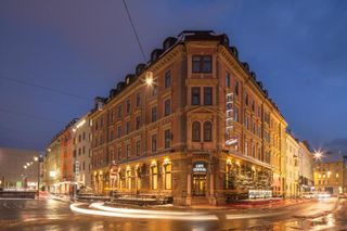 Central Hotel