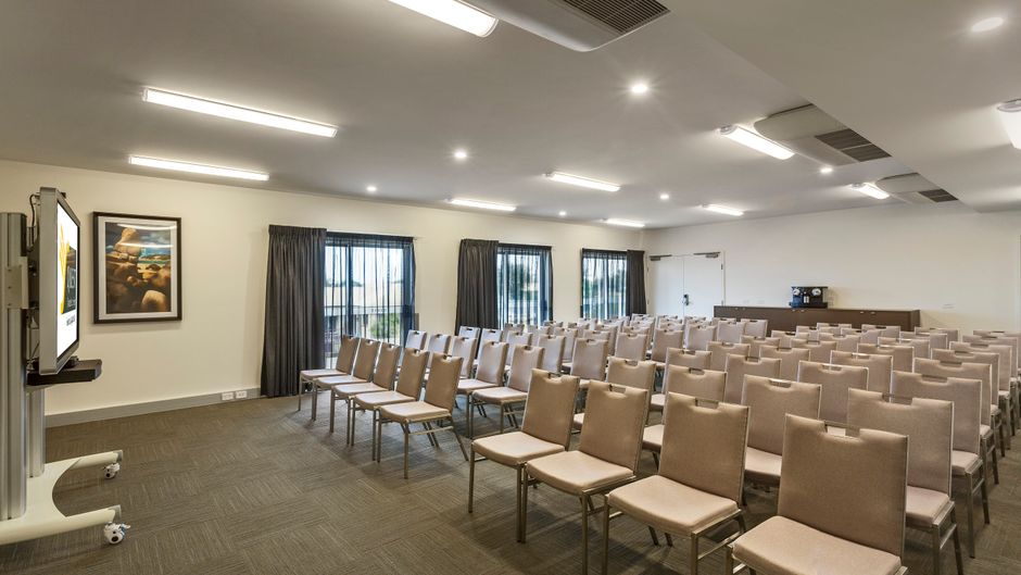 Quest Townsville On Eyre Meeting