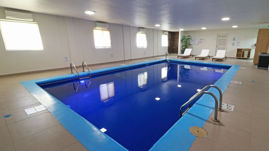 Holiday Inn Express Piedras Negras Pool