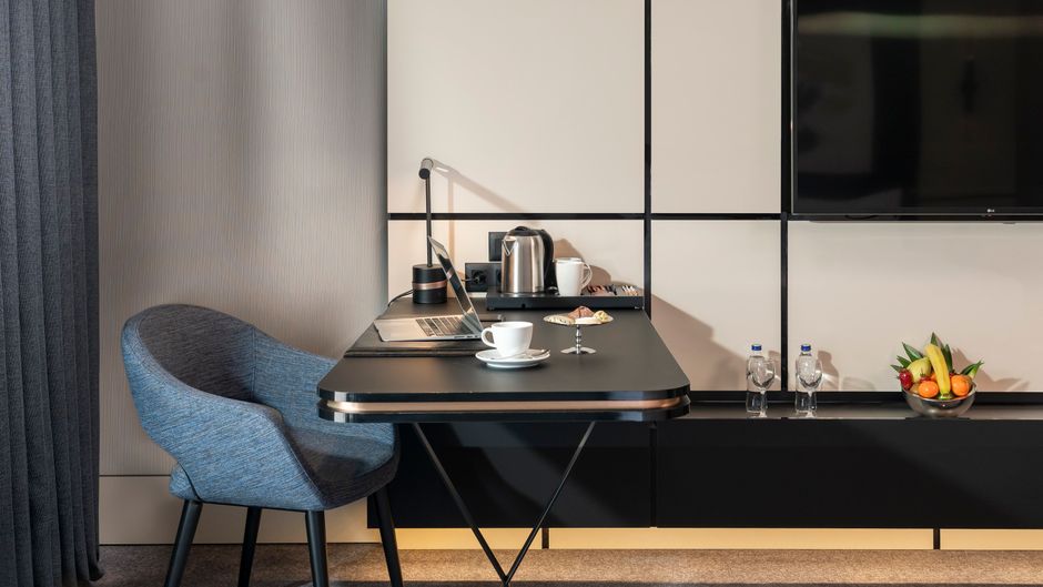 Crowne Plaza Tuzla Viaport Marina Room