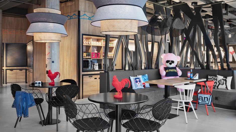 Moxy Duesseldorf City Restaurant