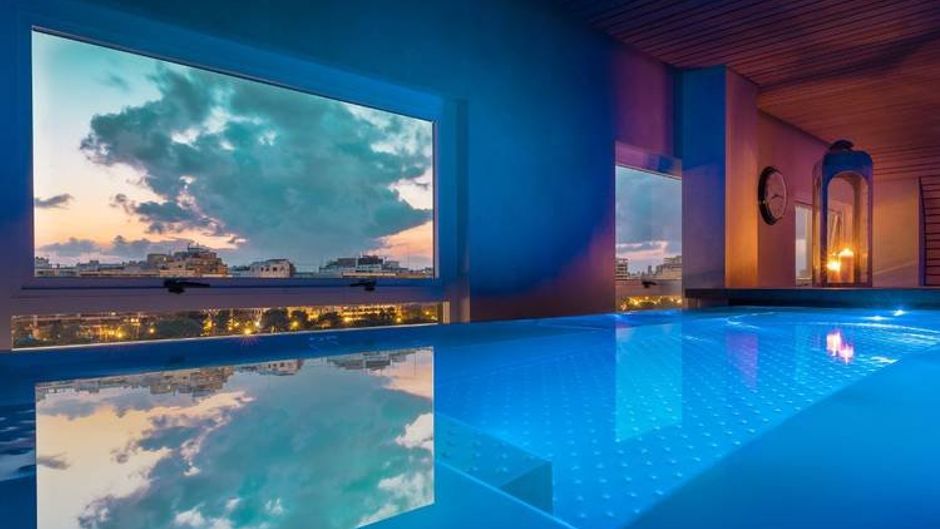 SH Valencia Palace Pool