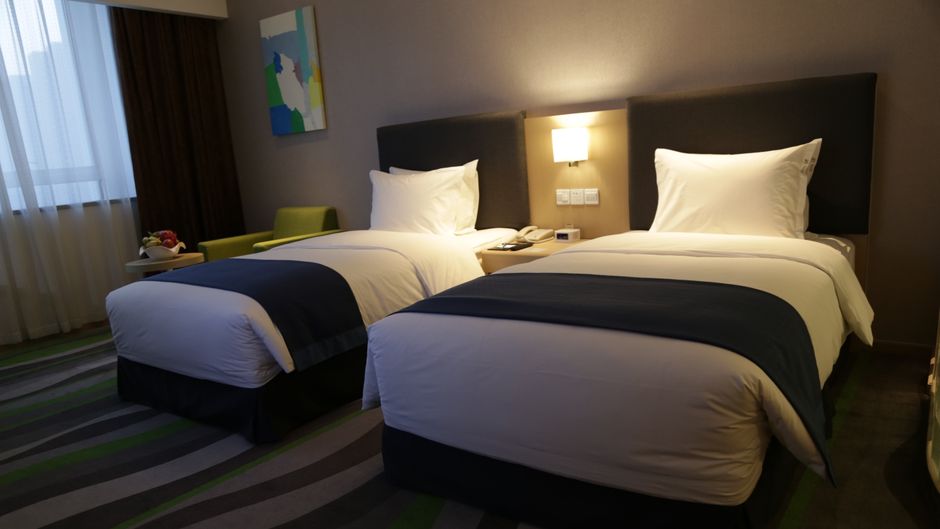 Holiday Inn Express Jinan Sports Center Room