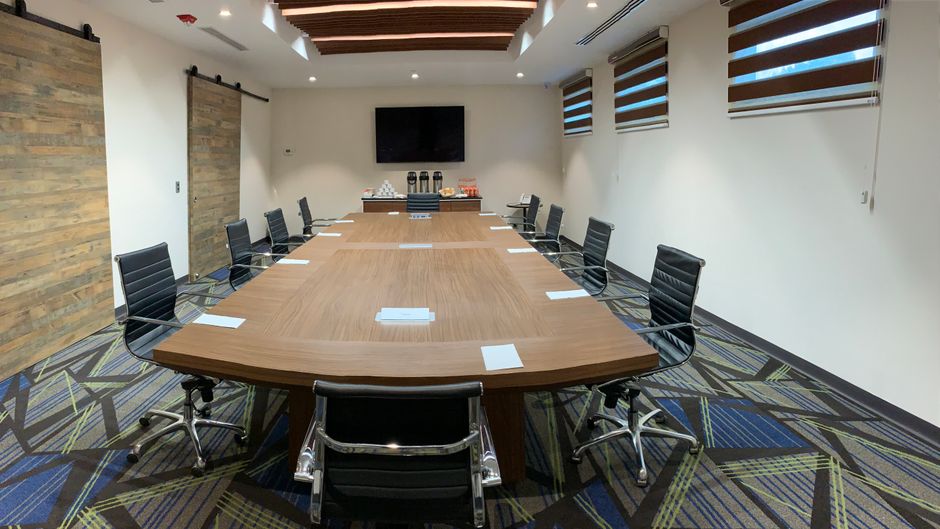 Holiday Inn Express Mexico Basilica Meeting