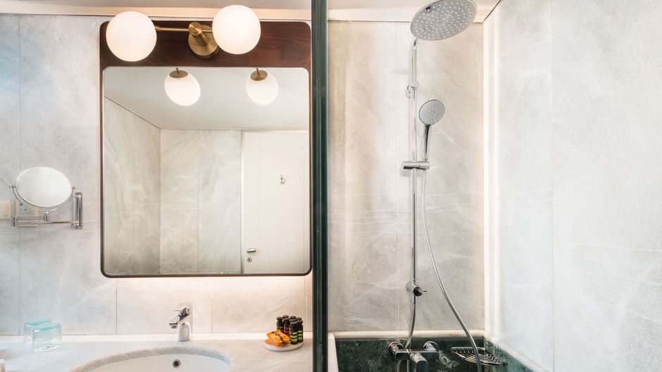 Avra City Hotel Room