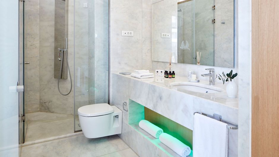 Avra City Hotel Room