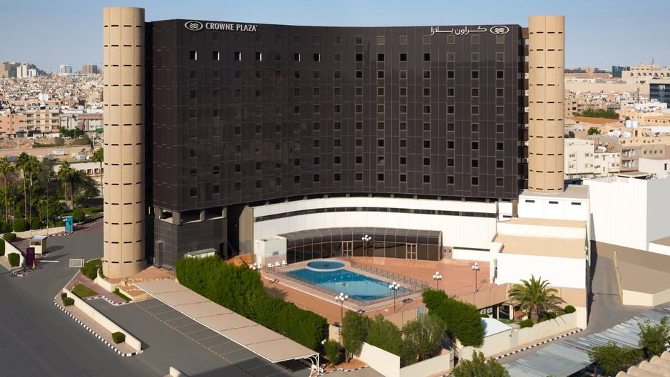 Crowne Plaza Riyadh Palace Exterior