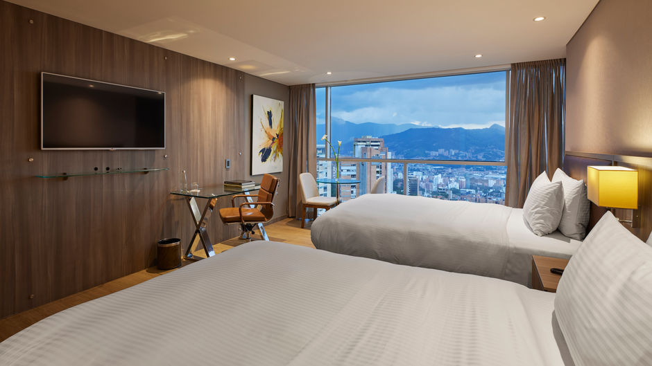 Binn Hotel Room