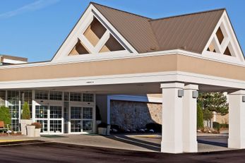 enVision Hotel & Conference Center