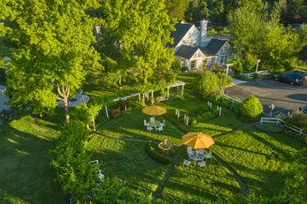 Lithia Springs Inn