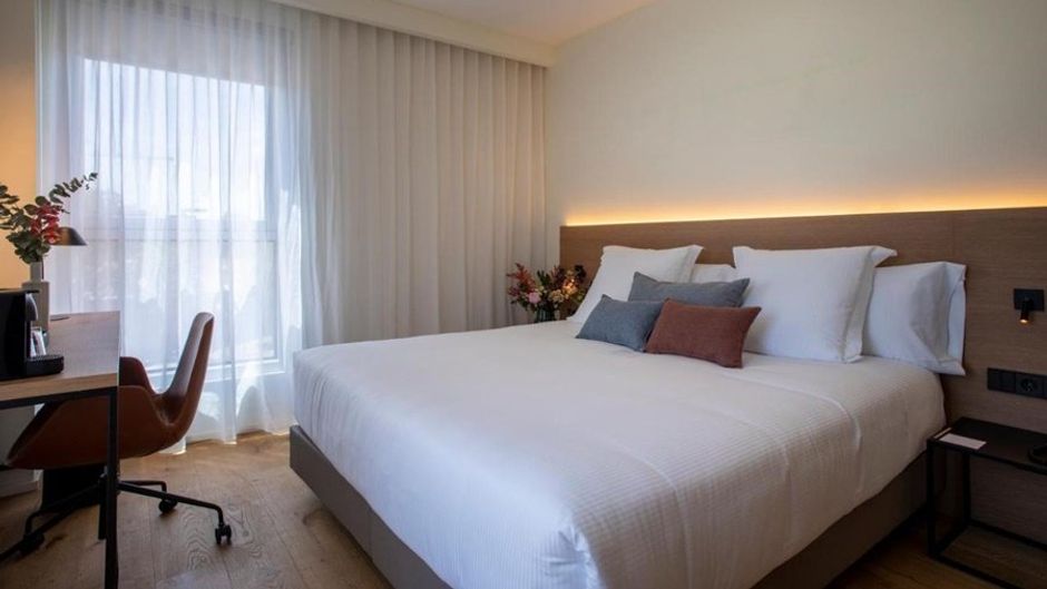 Paxton Barcelona Room