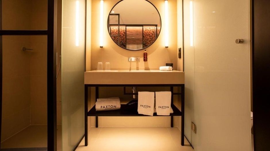 Paxton Barcelona Room