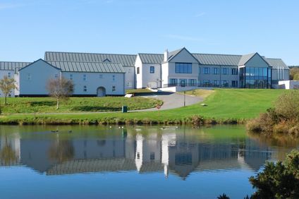 Comis Hotel and Golf Resort