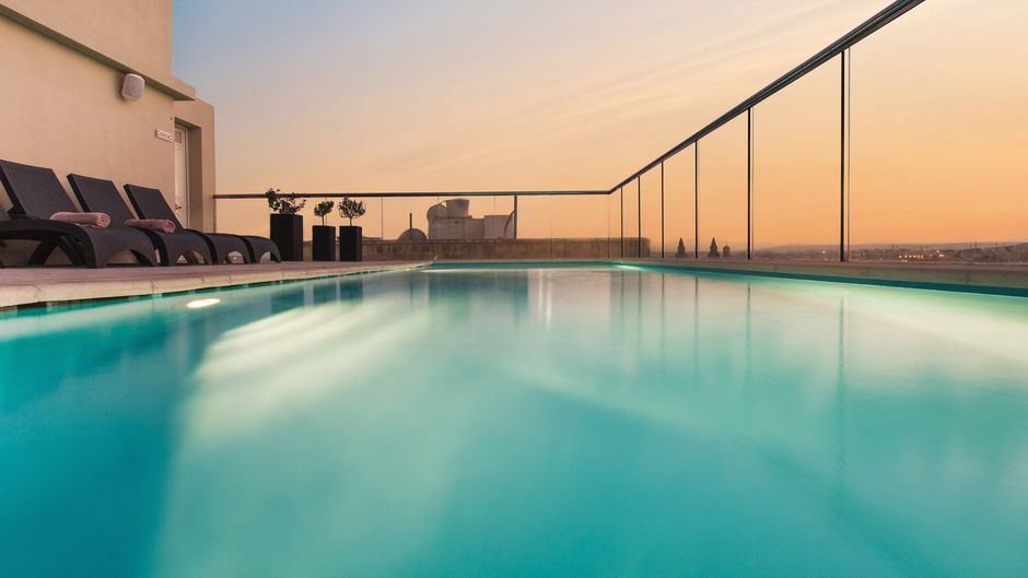 The Victoria Hotel Pool