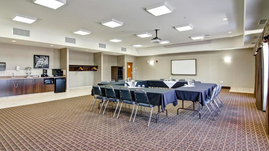 Canalta Esterhazy Meeting