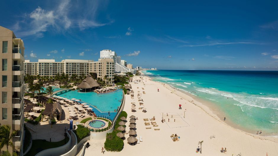 The Westin Lagunamar Ocean Resort Exterior