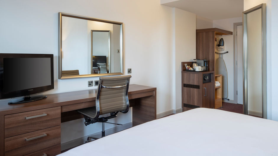 Leonardo Hotel Leeds Room