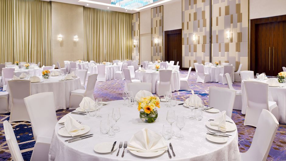 Staybridge Suites Al-Maktoum Airport Meeting