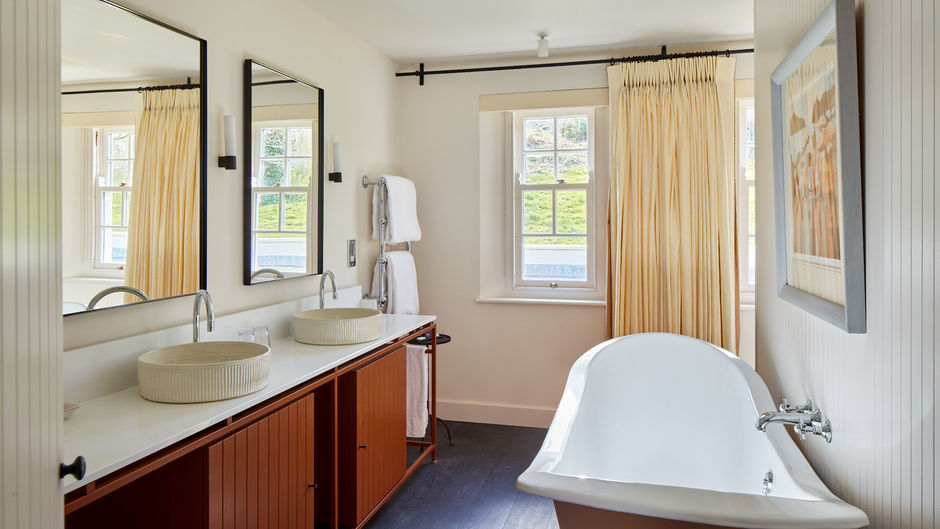 The Grove of Narberth Room
