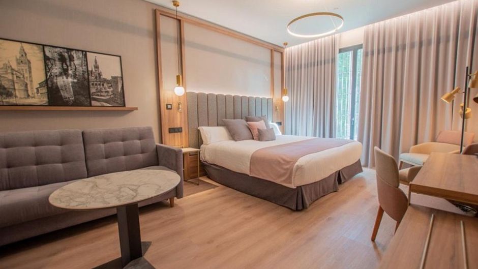 Hotel Giralda Center Room