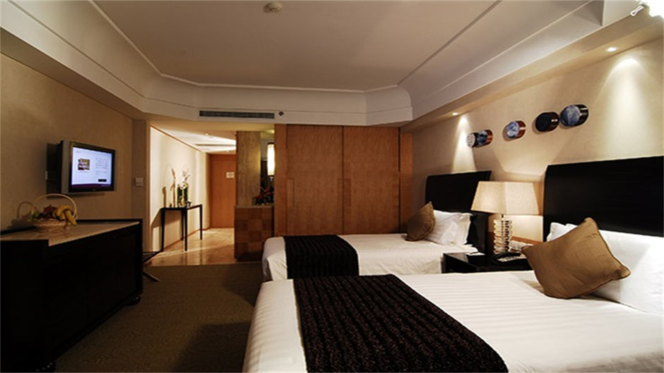 Marco Polo Parkside Beijing Room