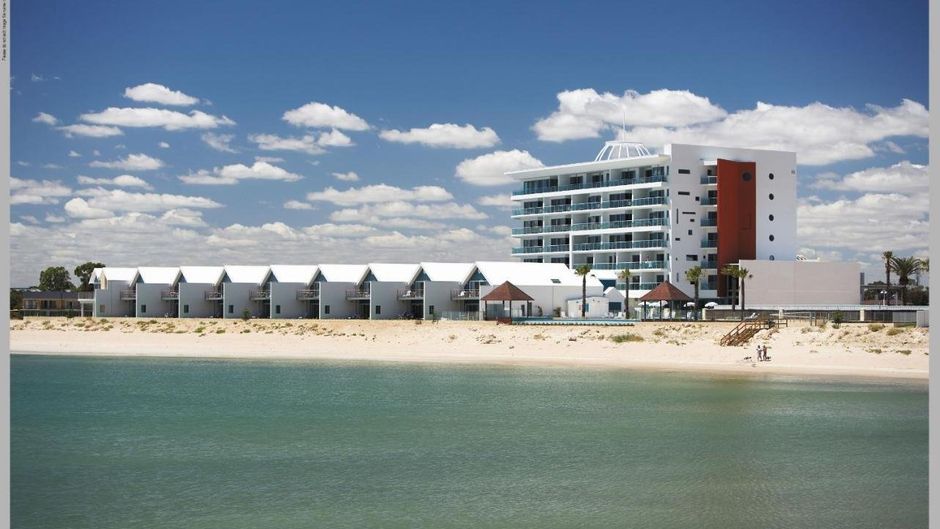 Seashells Resort Mandurah Exterior