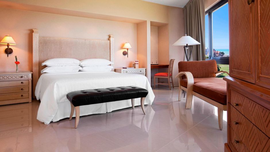 Sheraton Mar del Plata Hotel Room