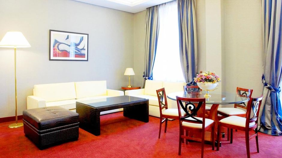 Piraeus Theoxenia Room