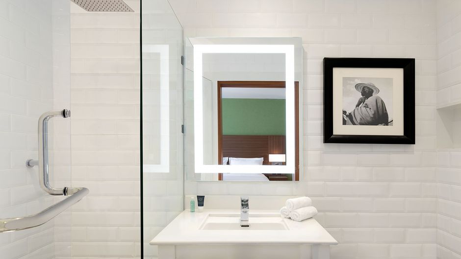 Four Points by Sheraton New Africa Room